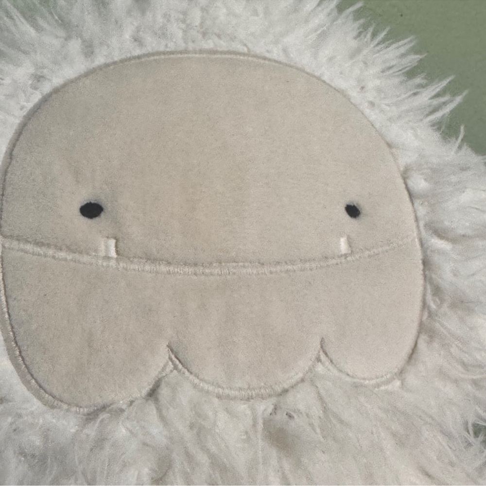 Slumberkins XL Yeti Kin plush stuffie - Picture 5 of 6